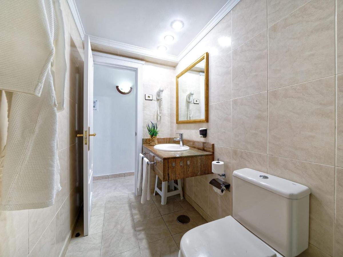 Alphabed Inn 小樽駅前 Buitenkant foto